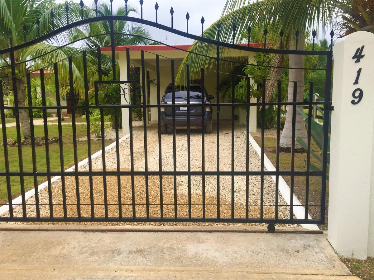 Villa Royale Manor Corozal Exterior foto