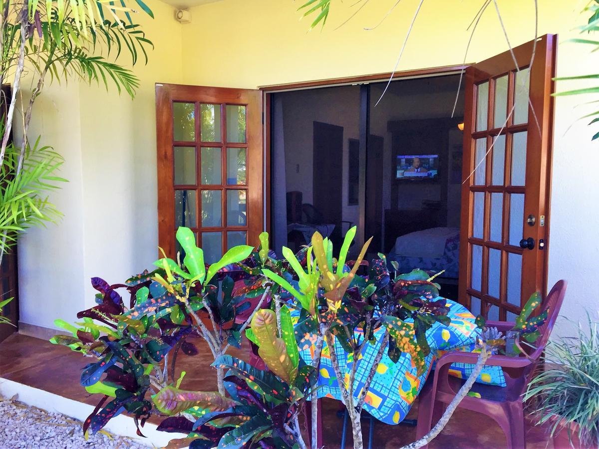 Villa Royale Manor Corozal Exterior foto