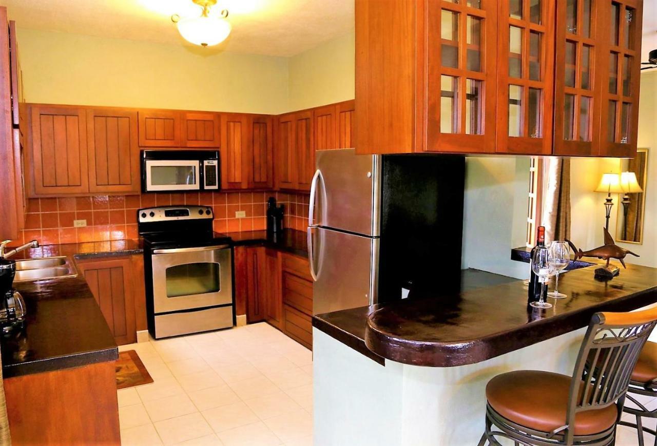 Villa Royale Manor Corozal Exterior foto